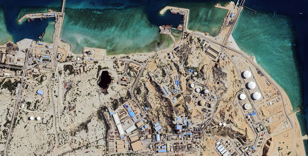 Trump amenință Iranul cu distrugerea insulei Kharg dacă nu redeschide Strâmtoarea Ormuz