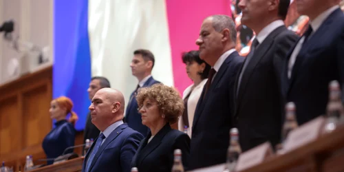 2025 12 02 Inquam Photos / George Calin  instant 2007 jpg