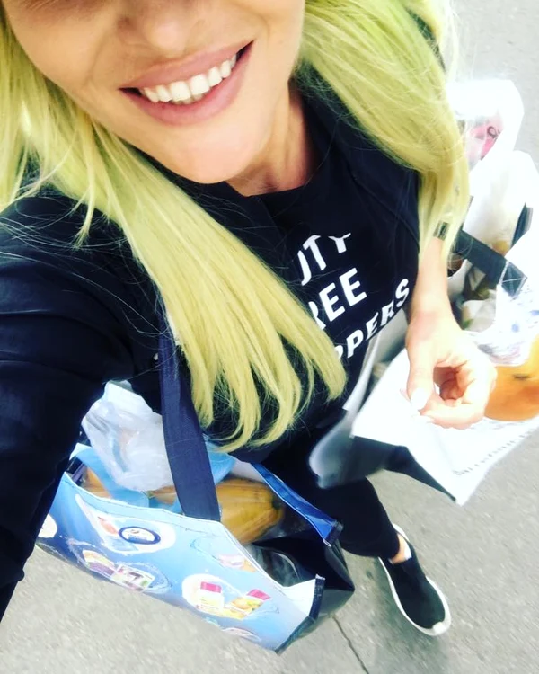 Delia a făcut piața de una singură