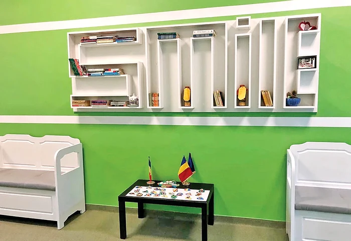 Holuri colorate şi prietenoase