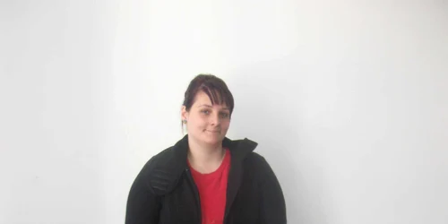 Melinda vrea să îşi deschidă propria afacere de  aranjamente pentru ocazii speciale 