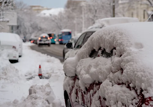 Zăpadă - frig - iarna în București FOTO Shutterstock 