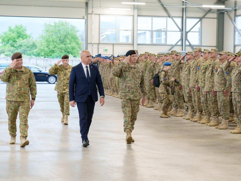 Bolojan a promulgat legile care permit doborârea dronelor în spațiul aerian al României și misiunile pe timp de pace