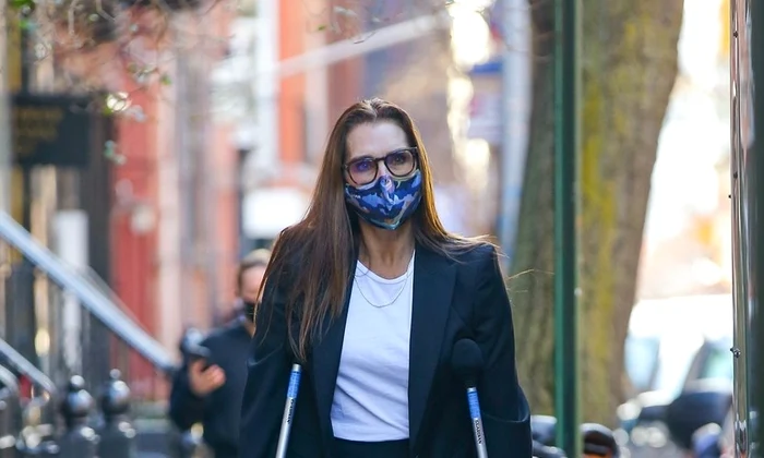 1 brooke shields in carje 6 jpg jpeg