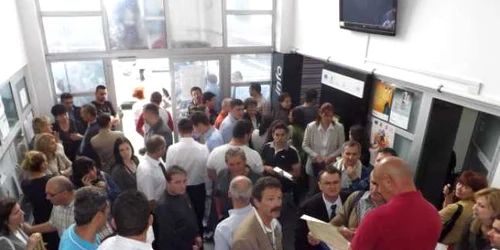 aglomeratie la ahofm mehedinti FOTO Corina Macavei