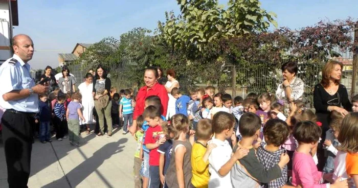Exerciţii de evacuare în şcoli