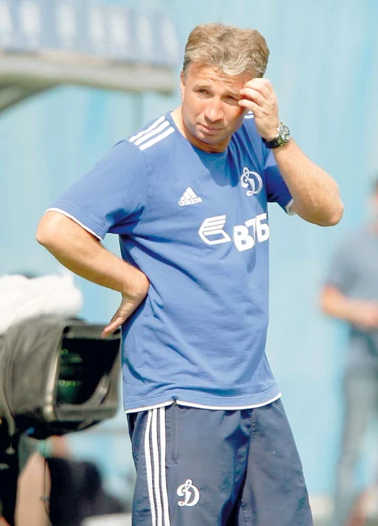 Dan Petrescu a câştigat 3 milioane de euro pe an la Dinamo Moscova, cu care mai avea contract până în 2016