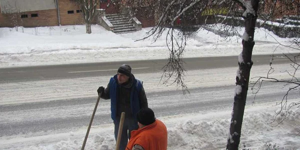 Amenda este cuprinsă între 140 şi 250 de lei