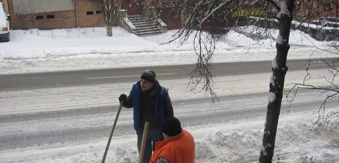 Amenda este cuprinsă între 140 şi 250 de lei