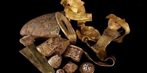 Comoara anglosaxon  Society of Antiquaries of London