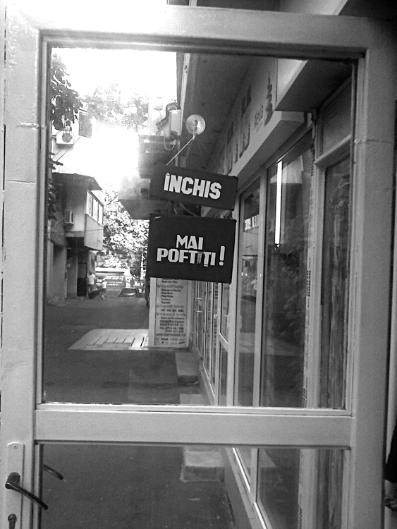 Cu ochii n 3,14 jpeg