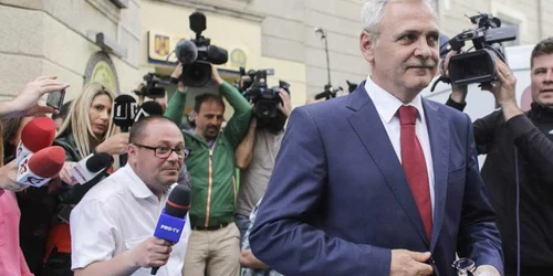 Liviu Dragnea la DNA 27.04 Foto