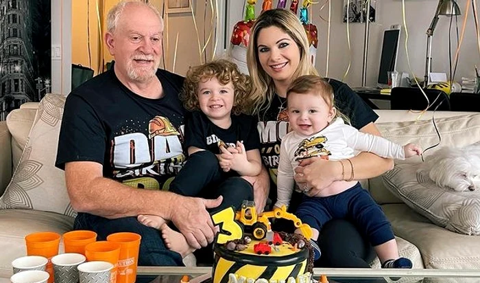 Iasmina și Bradford Hill l-au sărbătorit pe micuțul MIchael Sursa: Instagram