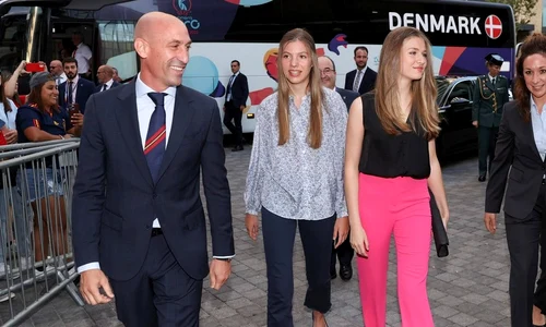 leonor profimedia 0707782551 jpg