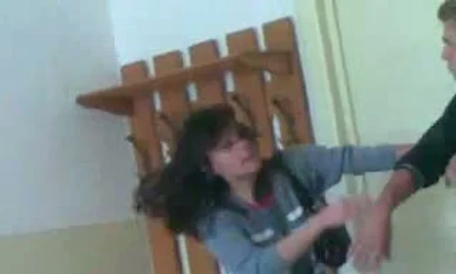 Profesoara a fost pălmuită de elev jpeg