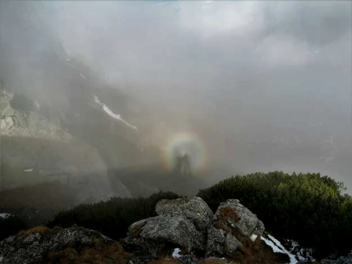 Efectul Gloria surprins în Bucegi FOTO ROMSILVA