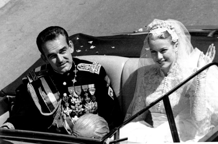 
    Grace Kelly și Prințul Rainier III s-au căsătorit la 18 aprilie 1956foto: AP  