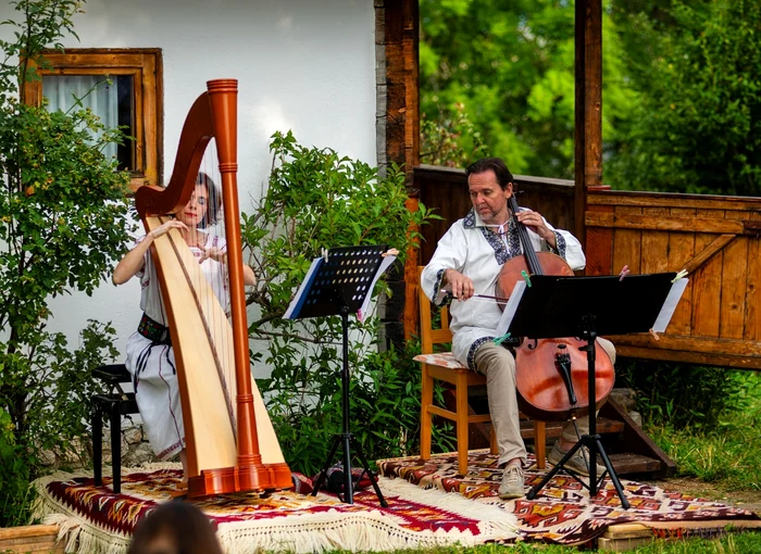 Pedagogi, artiști și muzicieni: Miruna și Radu Nagy deschid un nou an cu muzică sacră