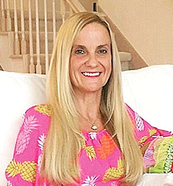 Stăpâna Melissa le face toate poftele