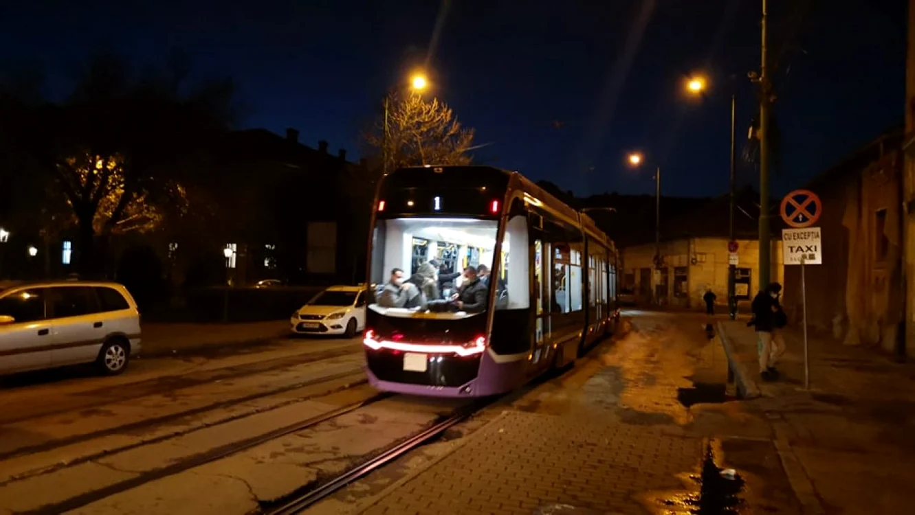 Cel mai performant tramvai din Europa circulă deja în Timişoara FOTO Ş.Both