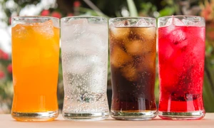 suc cola suc acidulat bauturi carbonatate shutterstock 361921463 jpg