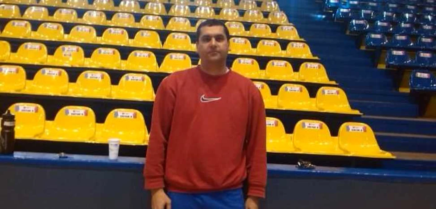 Dan Fleşeriu ţinteşte o dublă victorie cu Olimpia Braşov