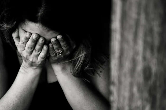 Copila venise să se joace cu fiica celui care a violat-o. FOTO Pexels