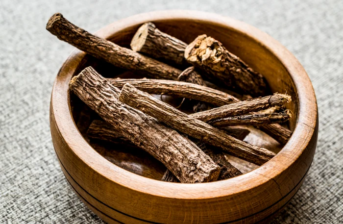 Lemnul dulce are proprietăţi terapeutice impresionanteFoto: Shuterstock