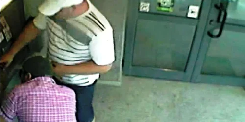 Bancomatele erau sparte cu dispozitive metalice 