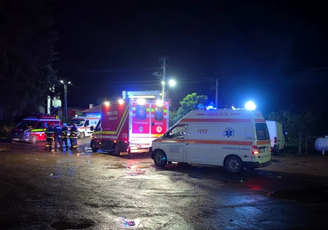 Zeci dr persoane , transportate la spital Foto ISU Dâmbovița