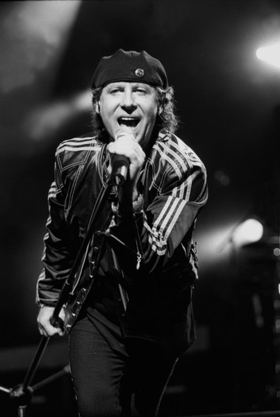 Klaus Meine, solistul trupei Scorpions: „Muzica rock este coloana sonoră a vieților noastre“   