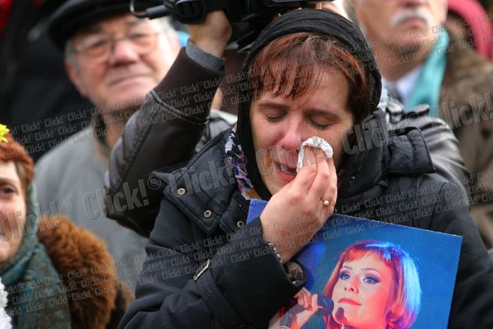 Funeraliile Mălinei Olinescu, în imagini. (Foto: Dorin Constanda)