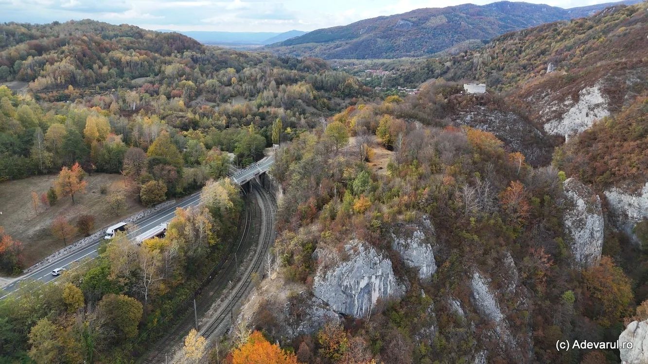 Calea ferată în zona Crivadia. 