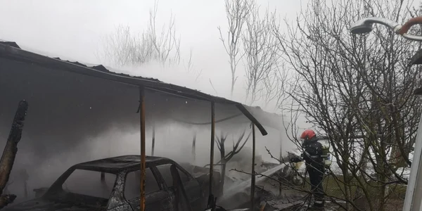 incendiu atelier auto foto isu prahova
