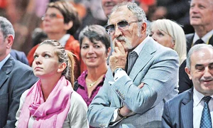 19 1 lat 3 coloane hepta 1830682 jpeg