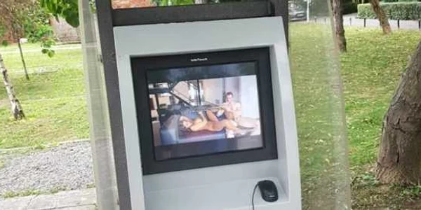 Film porno la infochioşcul Bastion din Timişoara Sursa debanat.ro