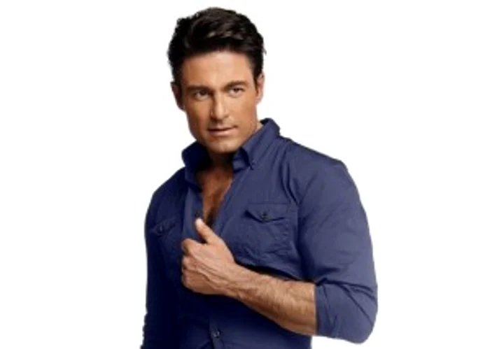 Fernando Colunga