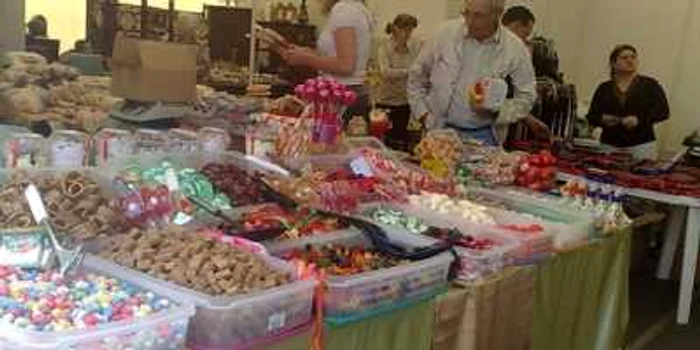 Peste 60 de tone de alimente au fost donate de finanţe