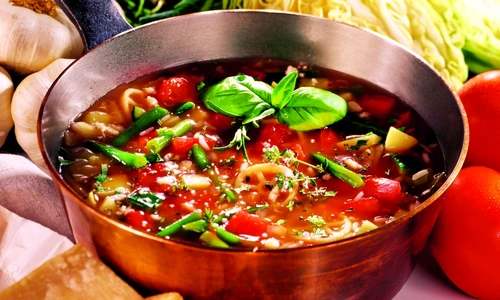 ciorba deasa legume StockFood 00261195 jpeg