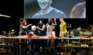 Cînd lumea își iese din țîțîni, teatrul păstrează speranța jpeg