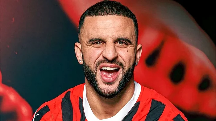 Kyle Walker a fost prezentat la noua sa echipă. Foto X/ AC Milan 