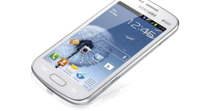 Sistemul de operare al Galaxy S Duos este Android 4.0
