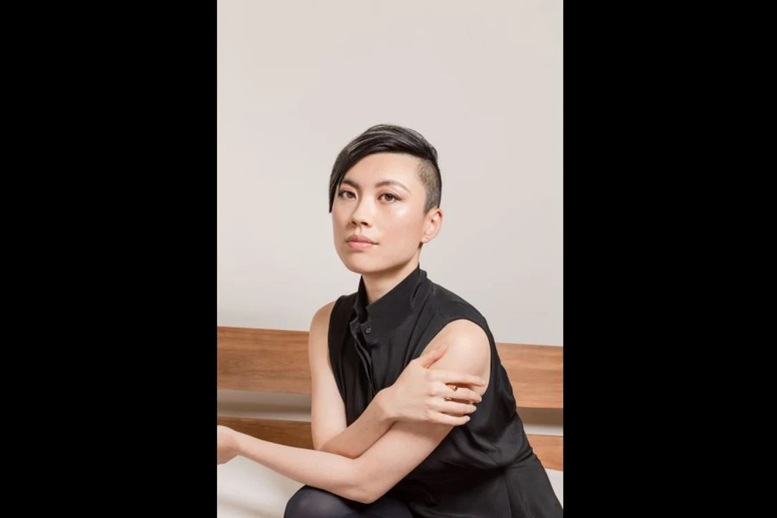 „Cea mai greșită și periculoasă retorică: că sîntem diferiți” – interviu cu prozatoarea C Pam ZHANG jpeg