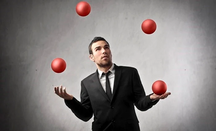 
    Horoscop zilnic 19 noiembrie: Gemenii trebuie să adopte un stil flexibilFoto: Click!  