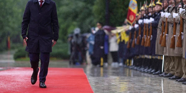 Nicușor Dan sosește la Cotroceni după ce a depus jurământul FOTO Inquam / Octav Ganea