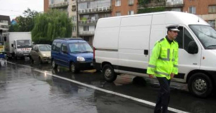 Gorjenii uită să-şi pună centura de siguranţă