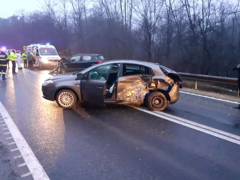 Accident rutier pe DN 1 - Sibiu - Hula Bradului Foto Adevărul