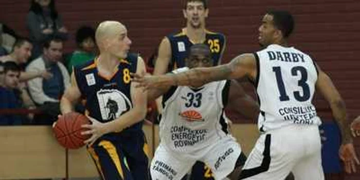 Energia vrea să obţină la Dinamo a şasea victorie din retur