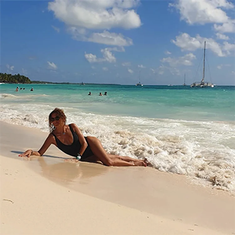 Anca Țurcașiu îşi face vacanţa în Republica Dominicană