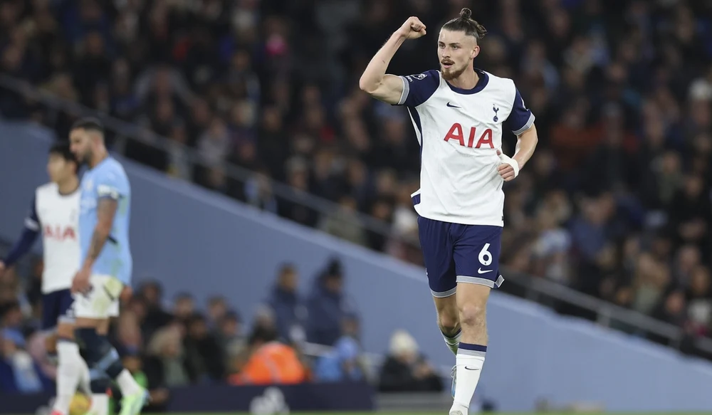 Când revine Radu Drăgușin pe teren, după accidentarea gravă din ianuarie. Anunțul antrenorului